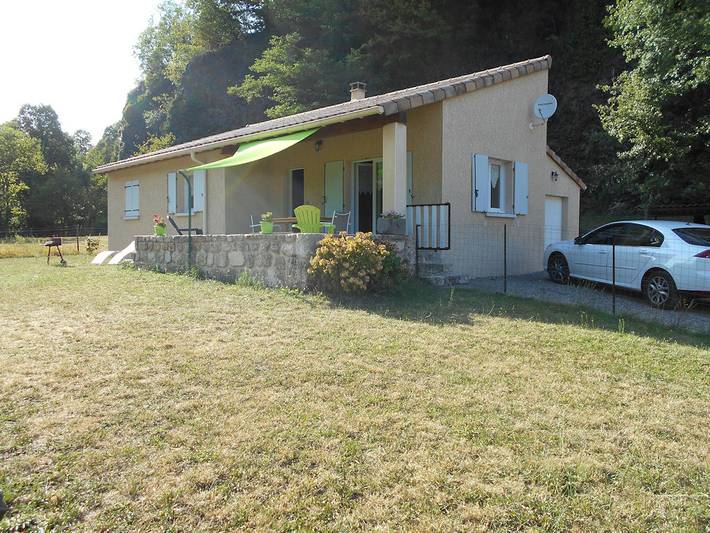 Villa pour 8 personnes, avec terrasse et jardin, animaux acceptés