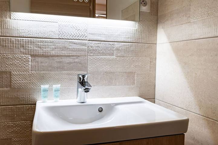 Appartement entier, Ingres Grand Studio très calme  au cœur de ville. in Montauban, Tarn-et-Garonne