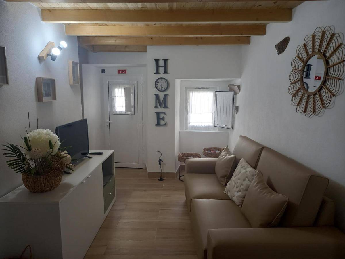 Two-Bedroom House in Arez e Amieira do Tejo, Rio Tejo