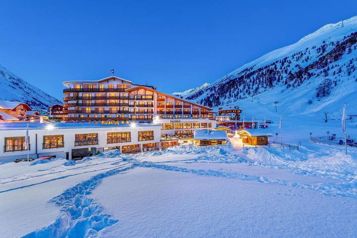 Hotel dla 2 osób, z sauna i basen oraz balkon i jacuzzi w Obergurgl