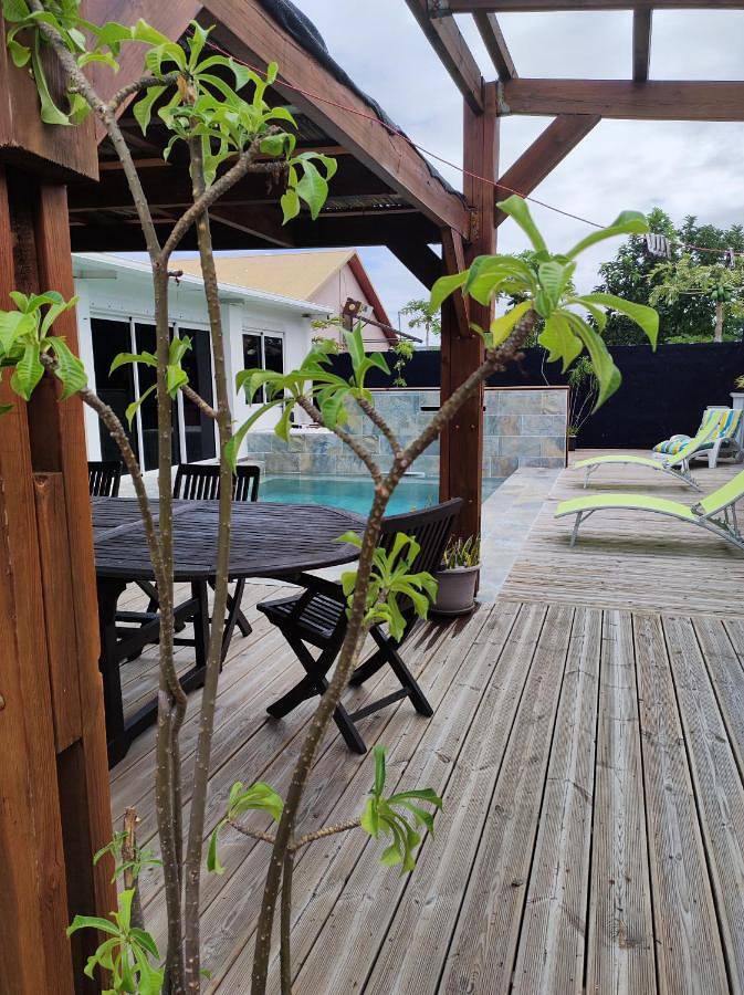 Villa pour 6 personnes, avec jacuzzi ainsi que jardin et piscine sur l' Île de la Réunion