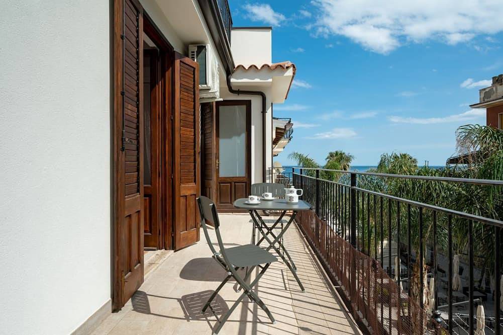 Appartamento vacanze a Letojanni a partire da 109€ a notte