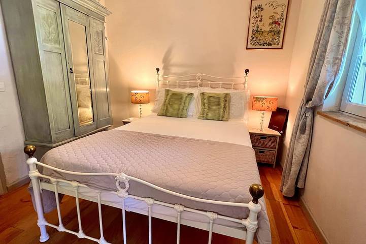 Location de vacances pour 6 personnes, avec jardin et terrasse à Tourbes - 4