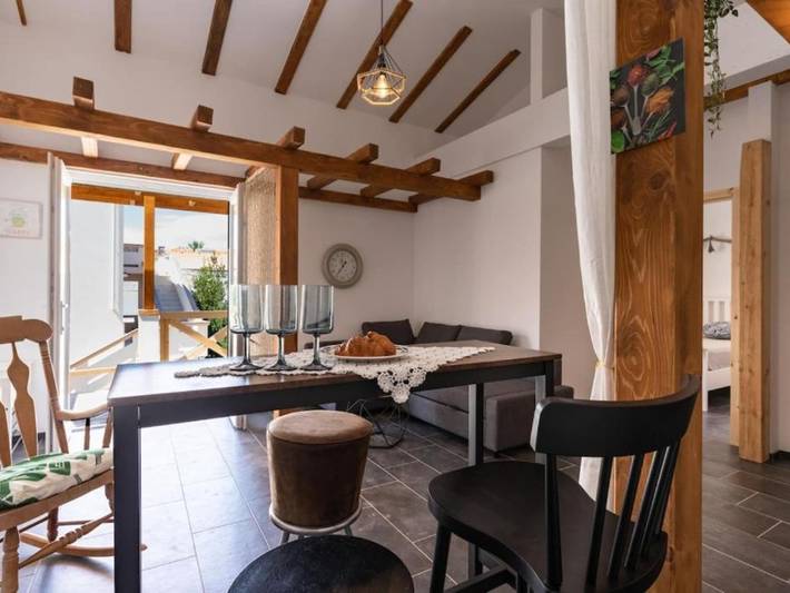 Appartement entier, Two Bedroom Apartment With Loggia And Sea View in Vidalići, Pag