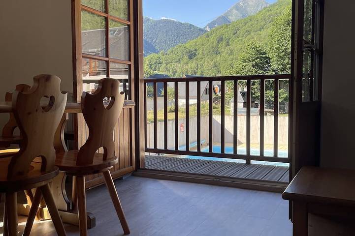 Ferienwohnung für 6 Personen, mit Balkon und Pool - 1