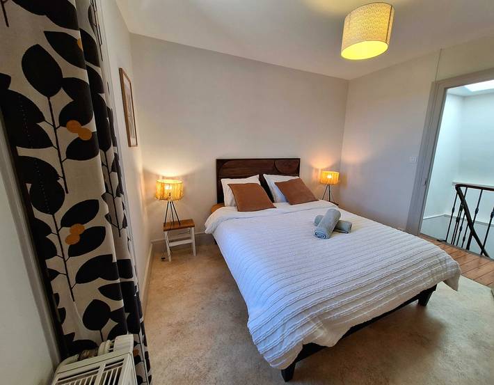 Gîte pour 5 personnes, avec jardin dans Lac de la Liez