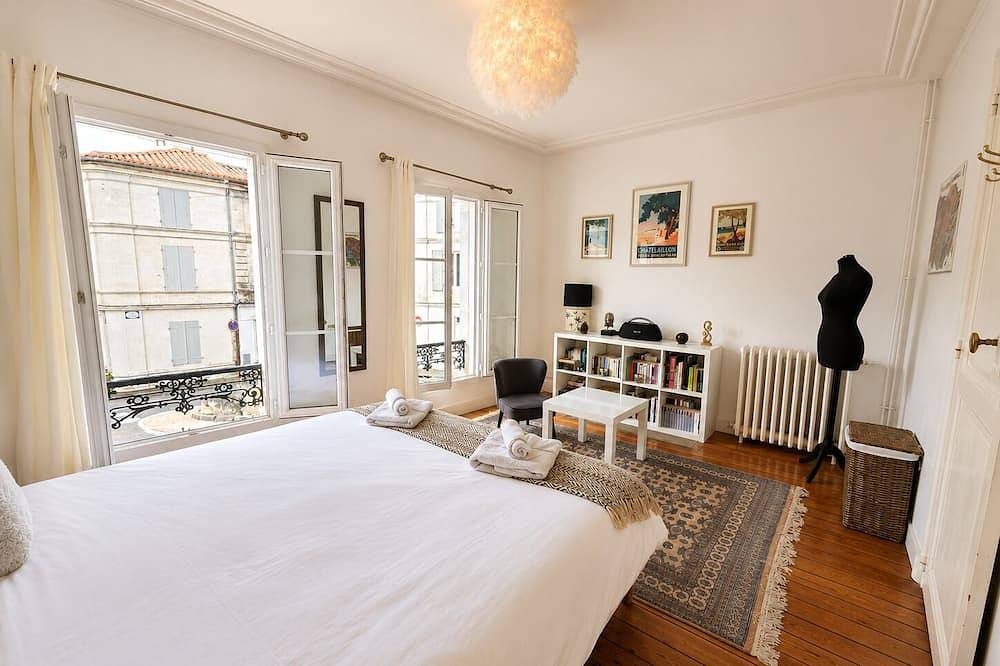 Charmante maison de ville calme avec cour privée in Angoulême, Charente