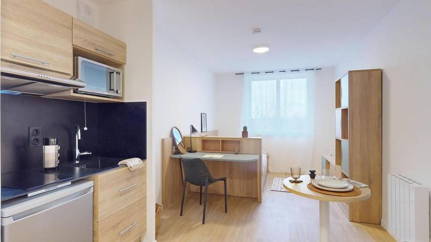 Location de vacances pour 2 personnes, avec terrasse et jardin, animaux acceptés à Saint-Cyr-l'École - 3