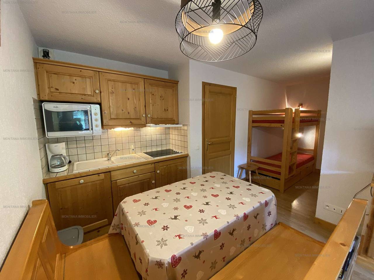 Apartamento entero, Cómodo T2 + rincón montaña cerca de pistas - 4 pers in Chinaillon, Le Grand-Bornand