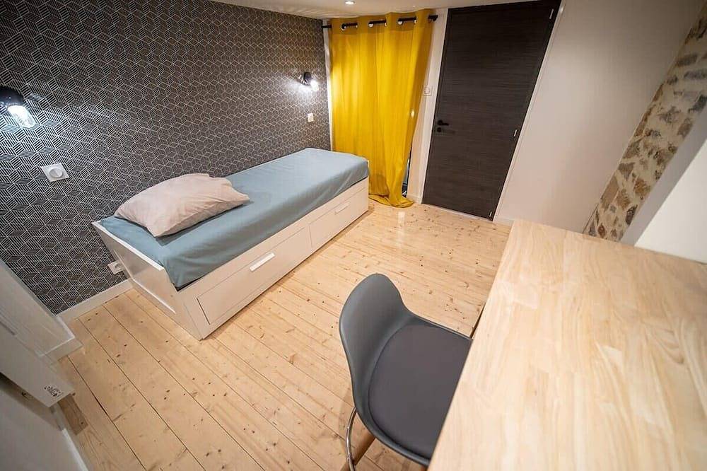 Appartamento intero, 🏠 Spacious Loft in La Guillotière | 2 Bedrooms | Lyon 7 in Lione, Lione e dintorni