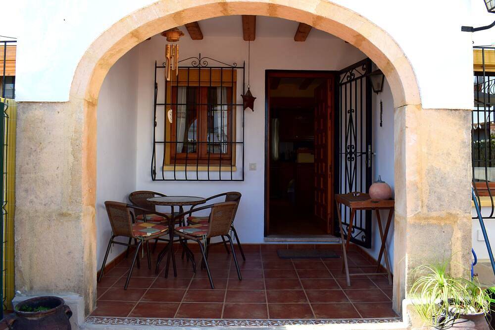 3 Schlafzimmer, 2 Badezimmer Familienreihenhaus mit Gemeinschaftspool Cala Blanca, Javea in Toscamar, Jávea