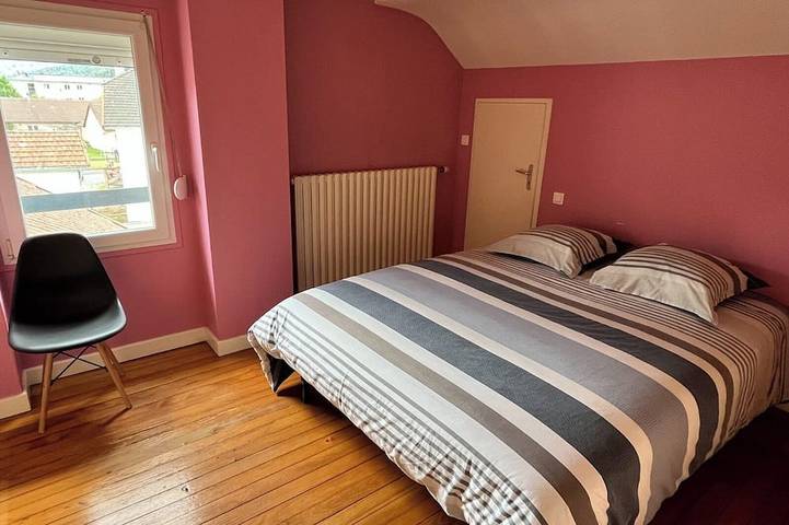 Gîte 205m2 8pers piscine, jacuzzi, balnéo, proche Gérardmer - La Bresse in Vagney, Regionaler Naturpark Belchen der Vogesen