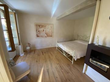 Gîte pour 2 Personnes dans Saint-Médard, Lot, Photo 4