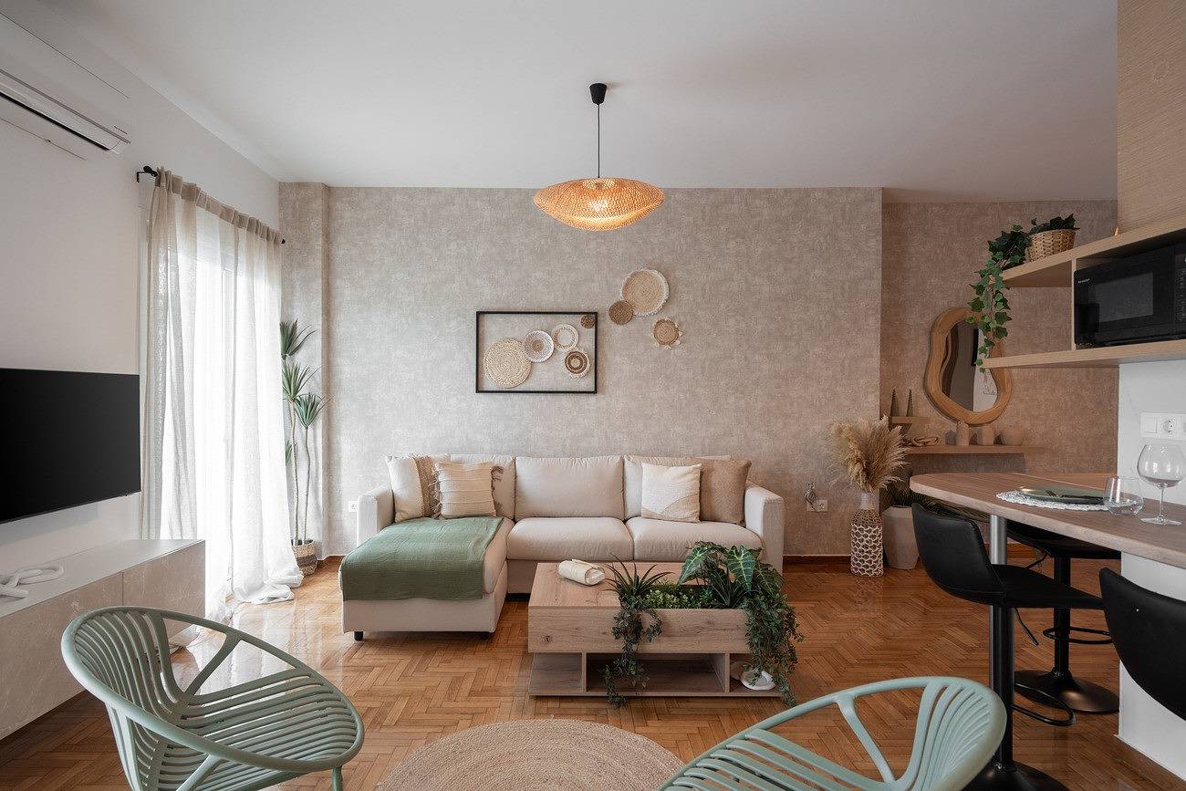 Entire apartment, Liv - Seaside Getaway in Glyfada in Glyfada, South coast of the Attica region