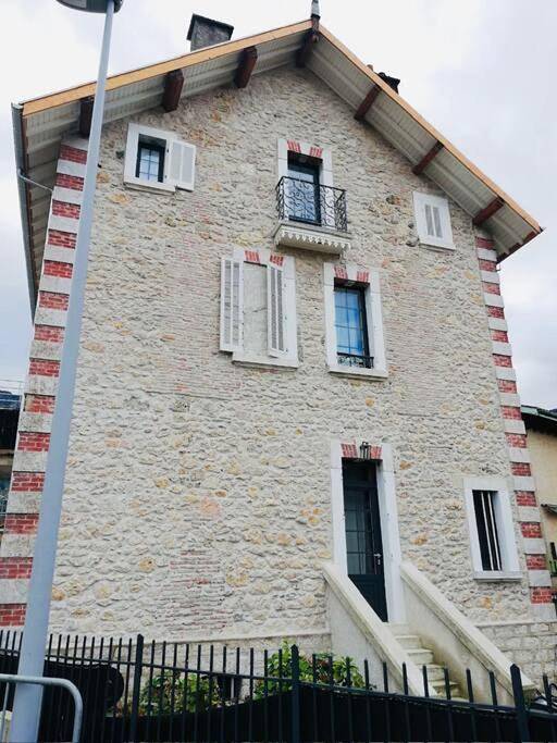 Appartement entier, One-Bedroom Apartment in Saint-Gervais (Isère), Parc naturel régional du Vercors