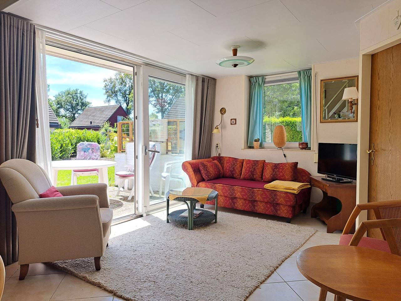 Komfortabler 4-Personen-Bungalow mit großem Garten in Boijl, Friesland in Friesland