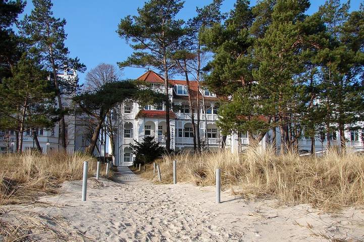Villa für 4 Personen, mit Balkon