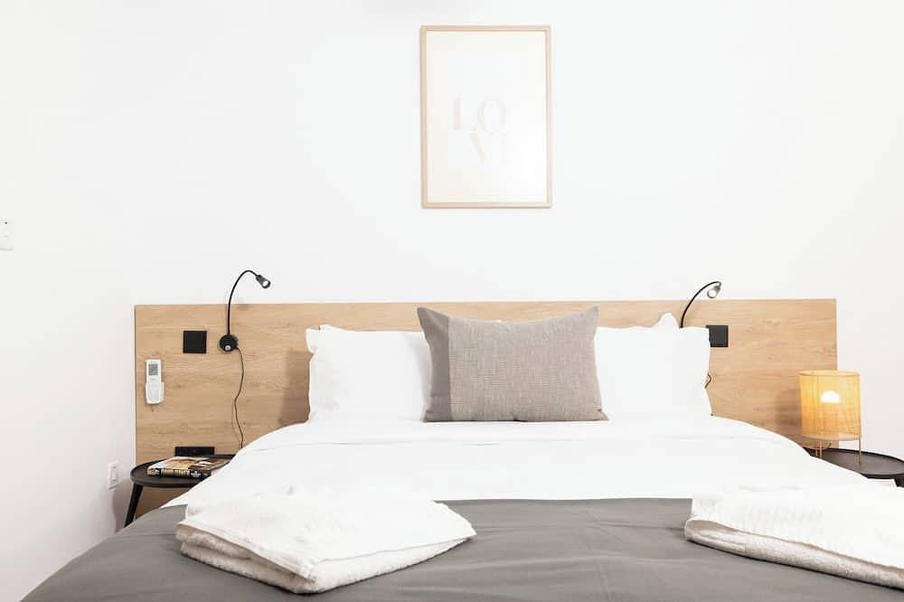 Ganze Wohnung, Modern 2-bedroom apartment in central Mellieħa. Sleeps 6 with sofa bed, A/C, Wi-Fi, Smart Tv & lift access. Steps from shops, restaurants & public transport. in il-Mellieha, Mellieha