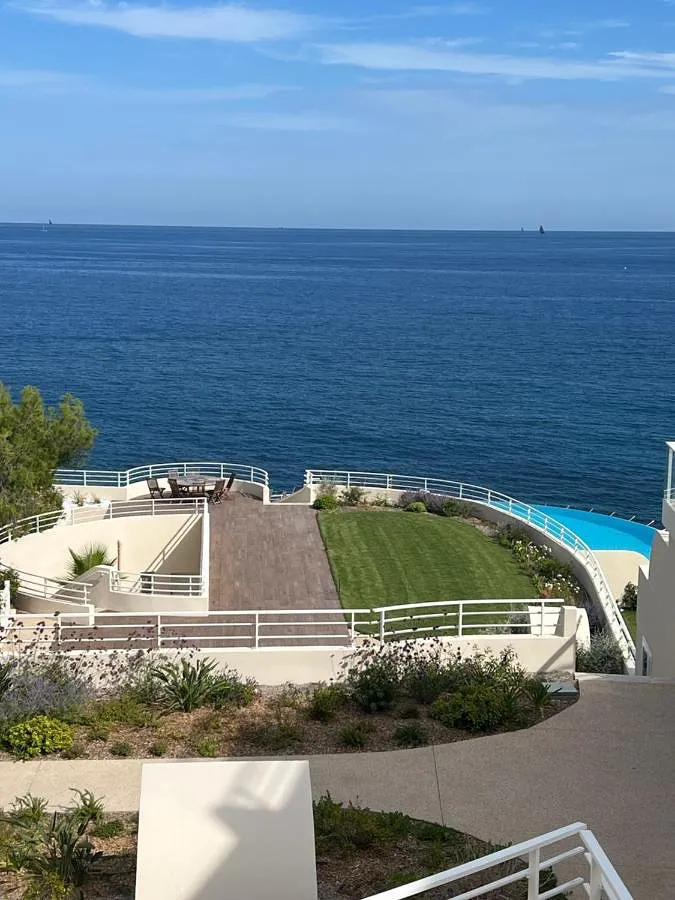 Apartamento de vacaciones para 4 personas, con jardín además de piscina y vistas - 1