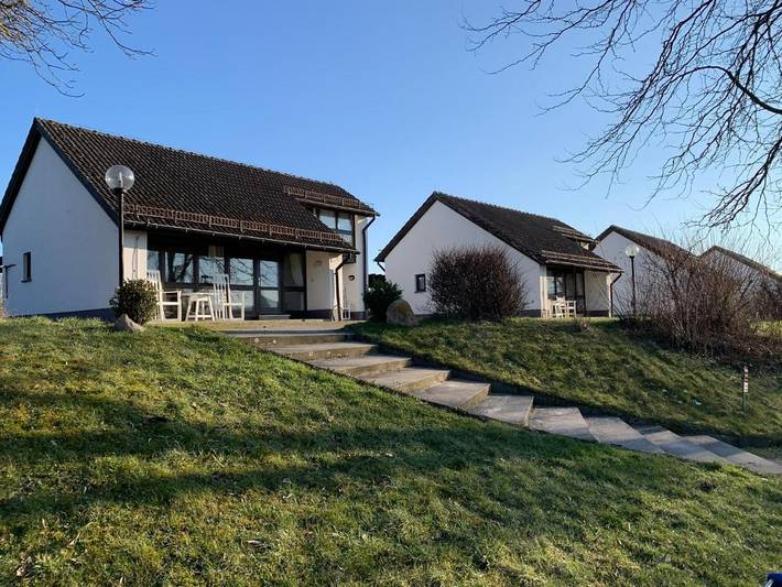 Ferienwohnung für 3 Personen, mit Terrasse und Ausblick in Naumburg