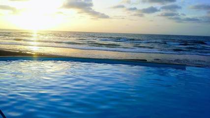 Gîte pour 4 personnes, avec vue ainsi que piscine et jardin dans Dar Bouazza