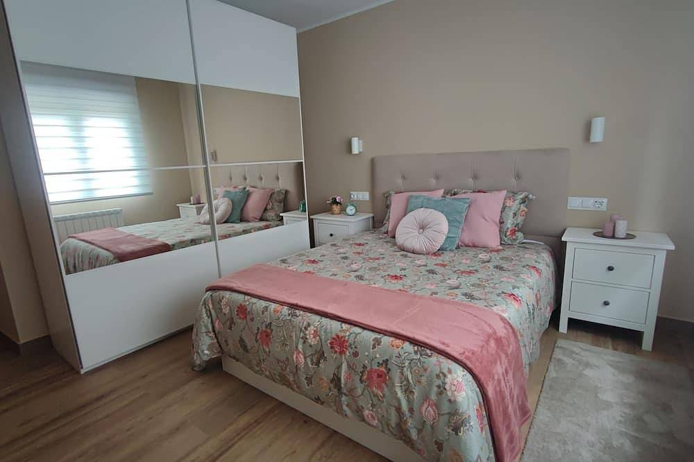 Entire apartment, Apartamento Plaza España in Avilés, Costa Verde (Spain)