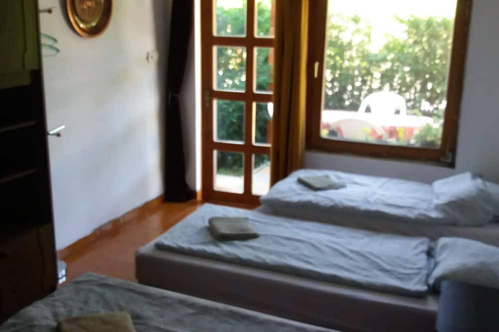 Ganze Wohnung, Lugas Kisapartman 1-bedroom apartment in enchanting Badacsonytomaj with Ac, Wifi in Badacsonytomaj, Balaton