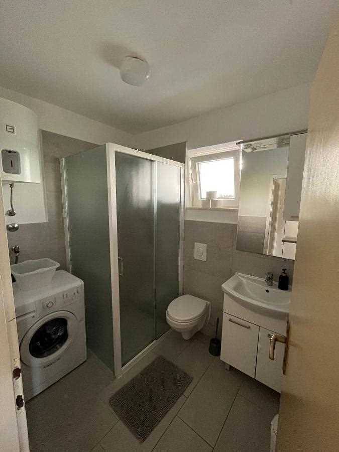 Ferienwohnung für 5 Personen in Vodice - 2