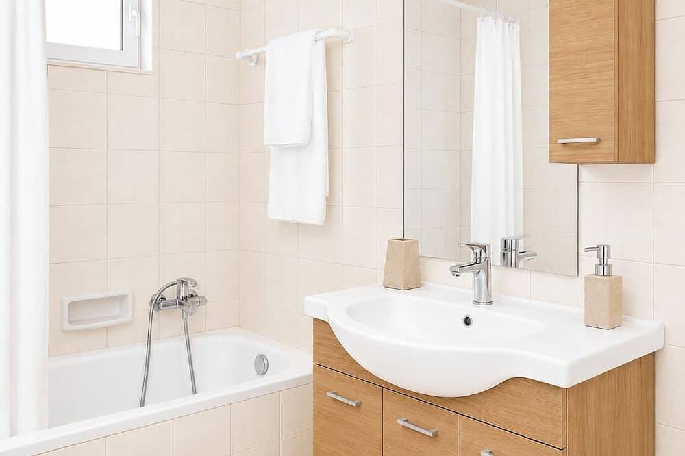 Charming 1 triple-bedroom  in quaint Georgioupoli with Ac in Georgioupoli, Chania und Umgebung