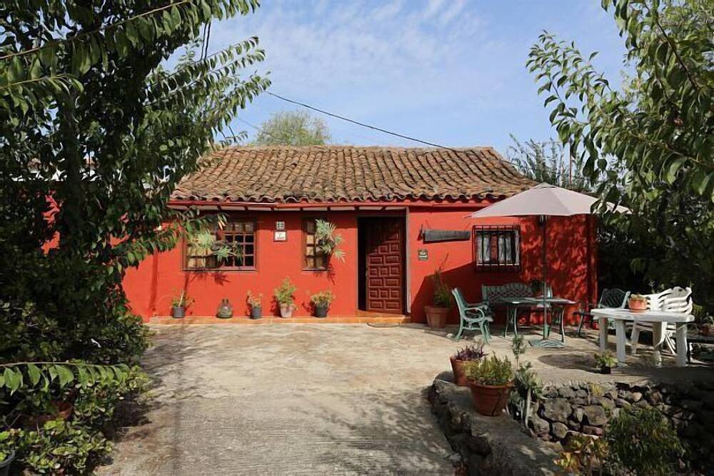 Casa rural (alquiler íntegro) La Asomada para 6 personas in Vega de San Mateo, Gran Canaria Norte
