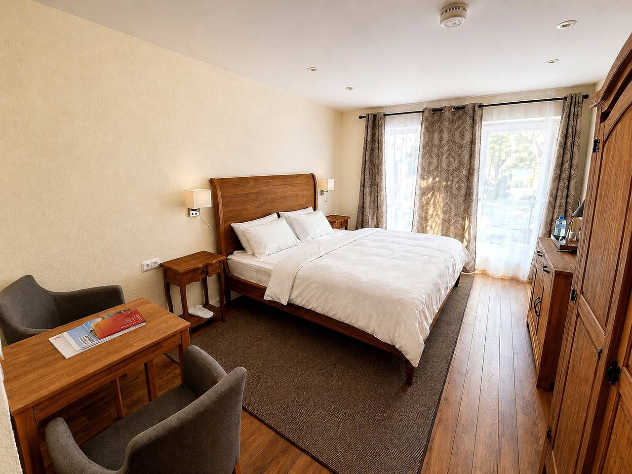 Doppelzimmer mit Frühstück, Bergblick und Terrasse in Vandans, Schruns-Tschagguns