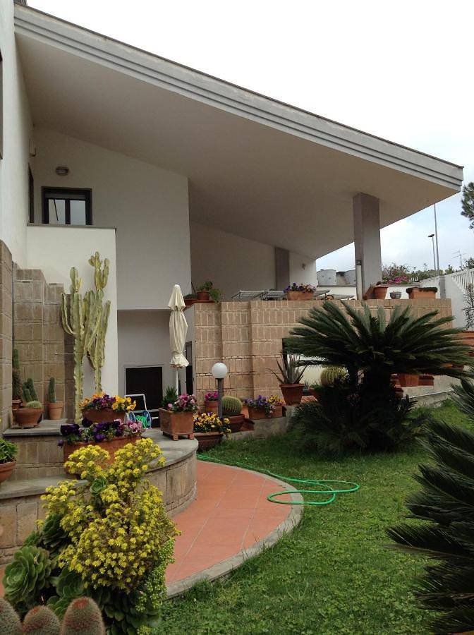 Double or Twin Room with Private Bathroom in Civitavecchia, Provincia di Roma