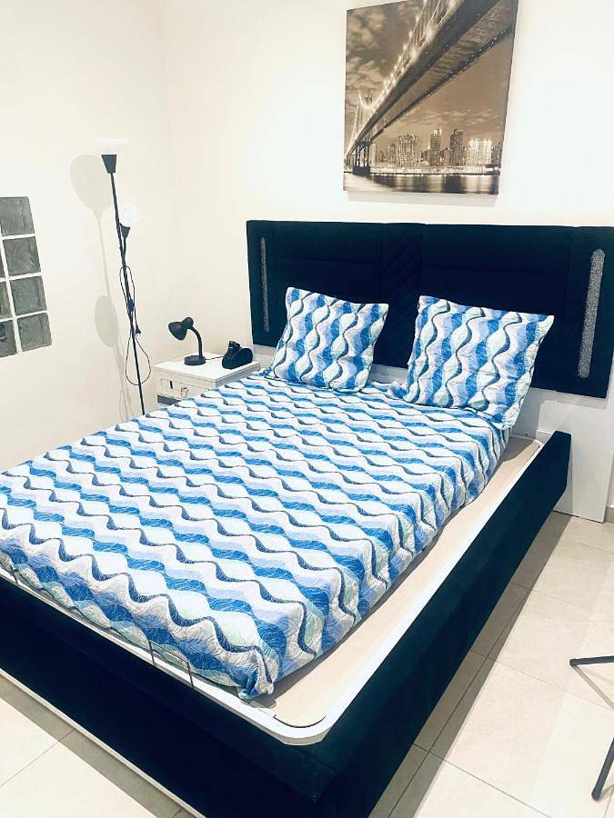 Gîte pour 2 personnes, avec terrasse dans Arnouville Les Gonesse