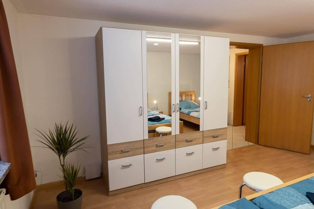 Ganze Wohnung, Ferienwohnung \"am Bach\" in Bayern ganz oben in Oberkotzau, Landkreis Hof