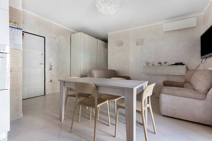 Appartement entier, Appartement « Casa Vacanze D&D » avec balcon, Wi-Fi et climatisation in Mattinata, Gargano