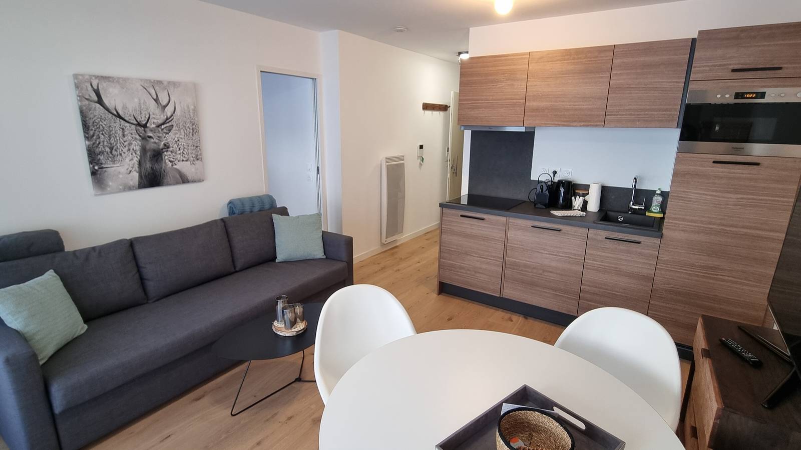 Appartement entier, Appartement "Aspen Park 106" avec terrasse privée et Wi-Fi in Auron, Saint-Étienne-de-Tinée