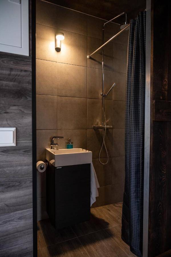 Gîte pour 2 personnes, avec vue et terrasse en Islande - 4