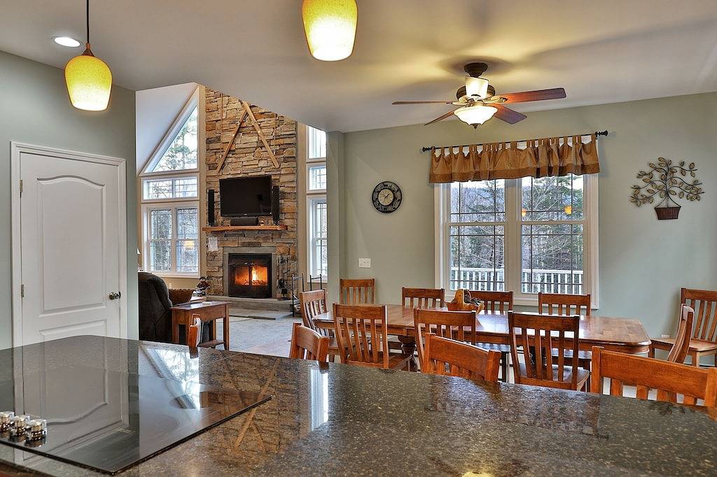 The Queens Croft v2 - Luxury Killington Ski Home. Newer. Better. Ski-ier. in Killington, Rutland County