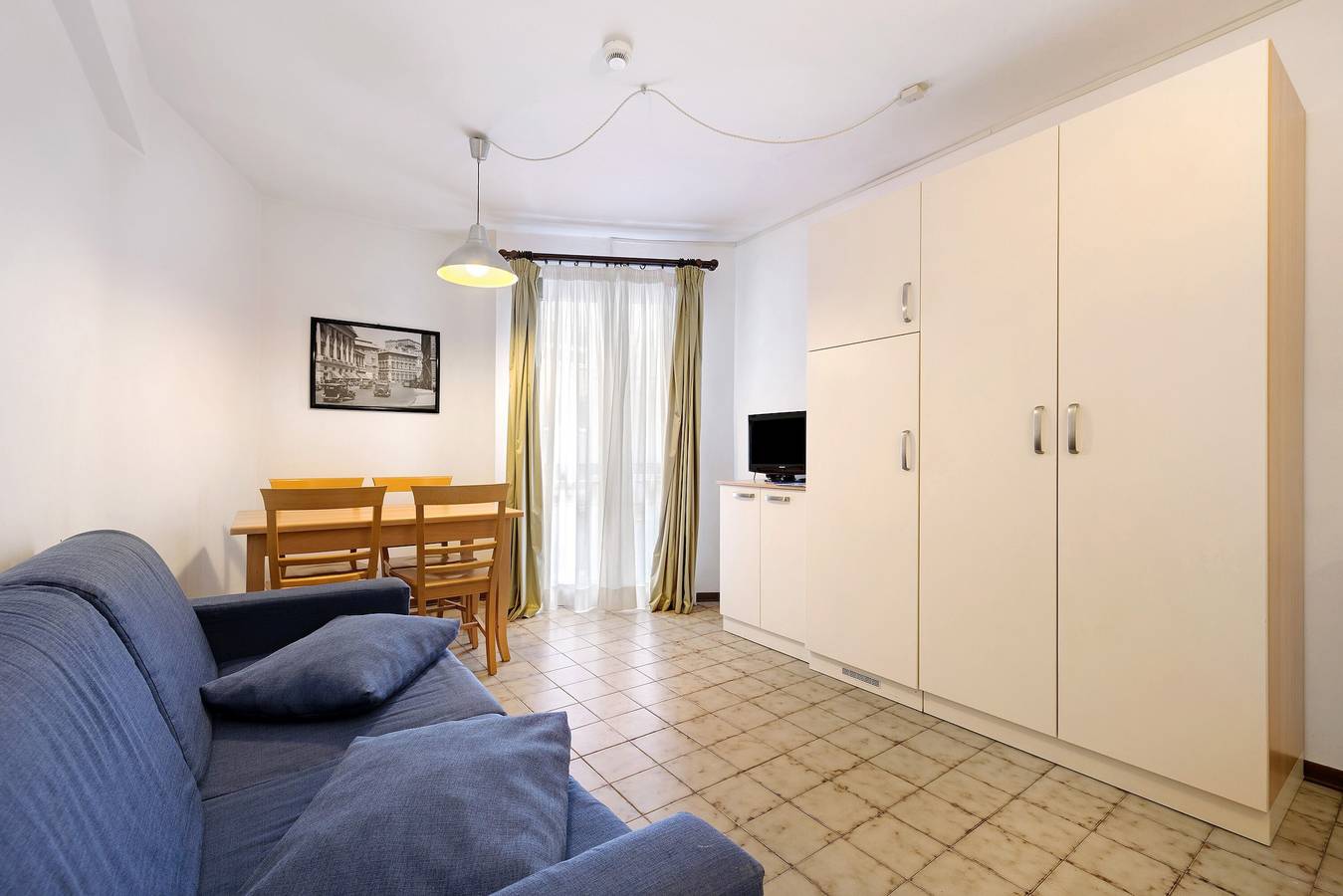 Ganze Wohnung, Ferienwohnung 'Stella Maris and Beach B4' nahe dem Strand in Pietra Ligure, Pietra Ligure Gemeinde
