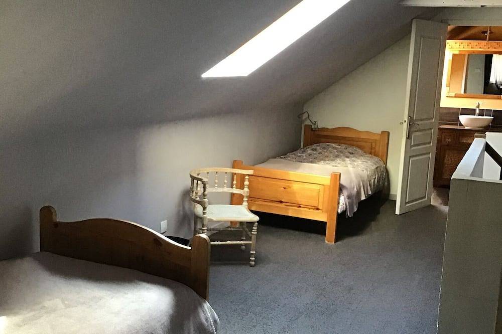 Dieppe center, spacious townhouse in Dieppe, Dieppe region