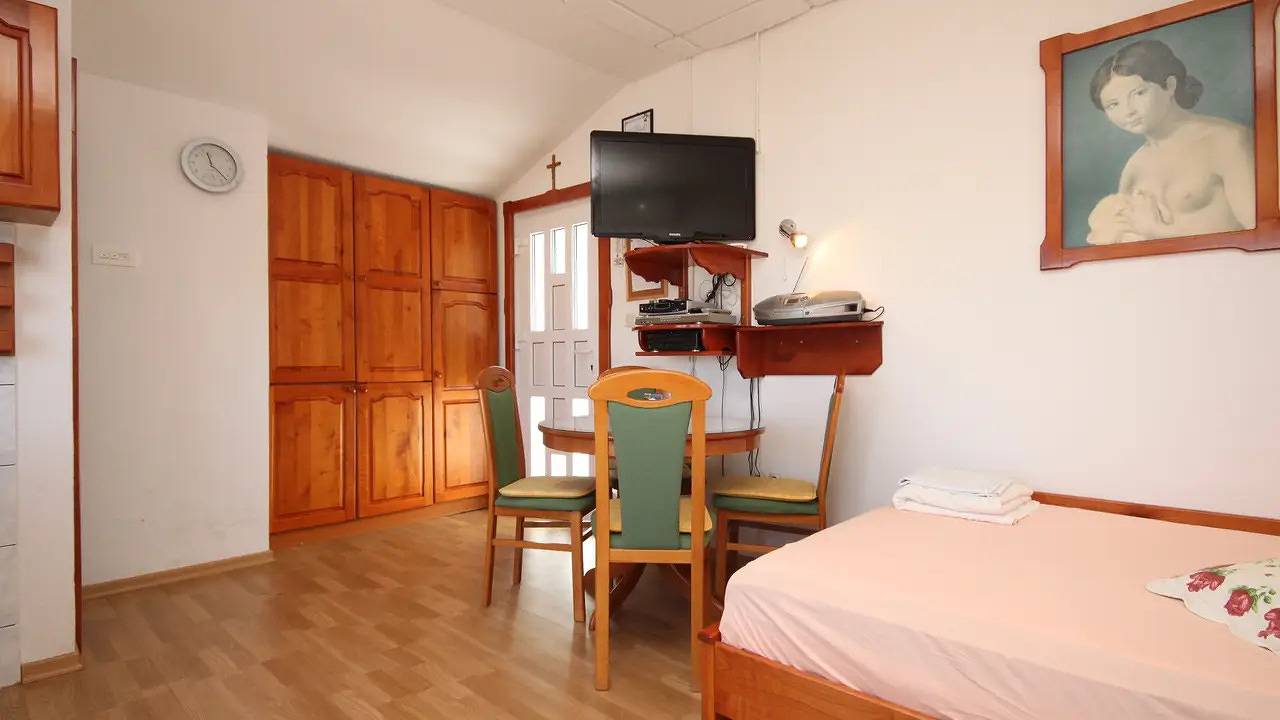 Estudio entero, Studio für 3 Personen (19 m²) in Preko in Preko, Isla de Ugljan