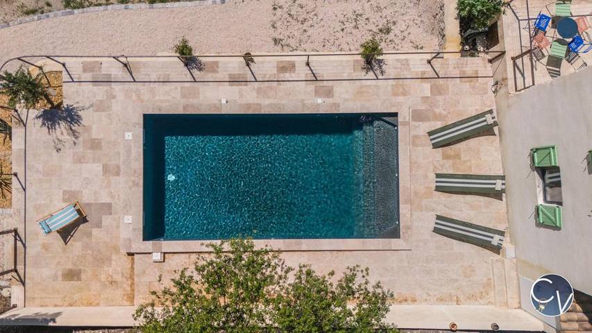 Location de vacances pour 7 personnes, avec vue ainsi que piscine et jardin à Belvézet - 4