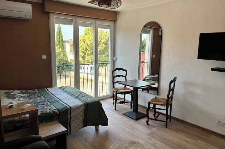Ganze Wohnung, Cosy studio close to amenities + sea 5 minutes away in Fos-sur-Mer, Mittelmeerküste (Frankreich)