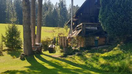 Ferienhaus für 4 Personen, mit Garten und Balkon in Unterkirnach