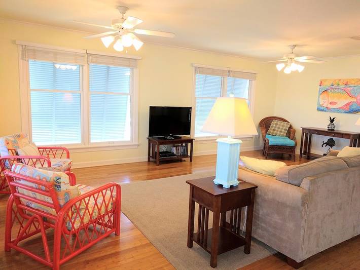 Vacation house for 8 people, with balcony and yard in Alabama