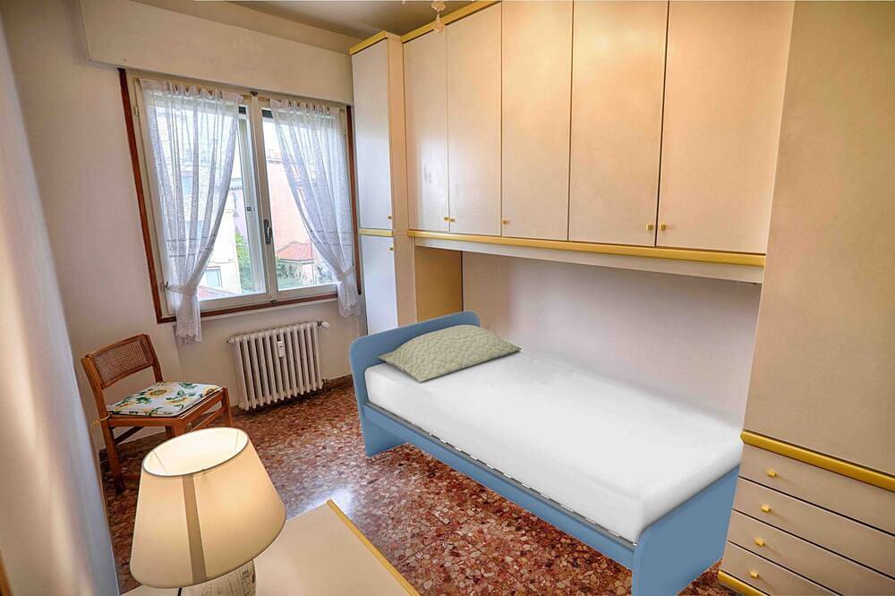 Ganze Wohnung, Penthouse in the green, with a view of Venice. 15 minutes by transportation to Venice center in Lido di Venezia, Venedig