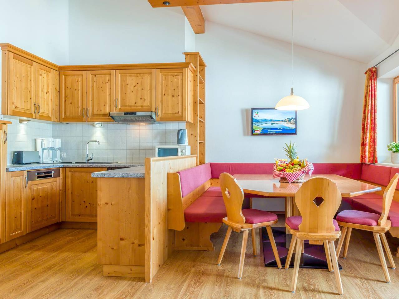 Geheel appartement, Luxe appartement met wellness bij de gondel in Brixen im Thale, Kaisergebirge