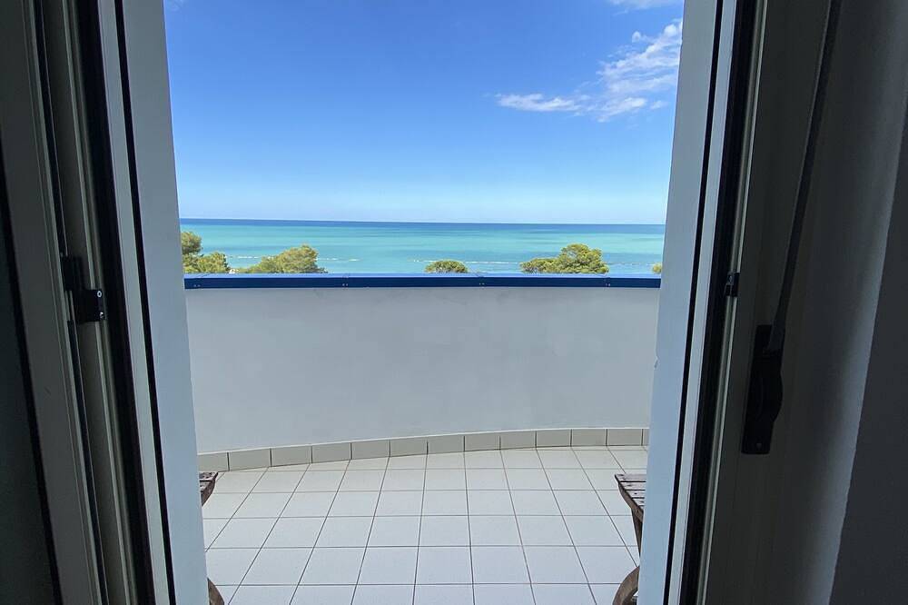 Apartamento entero, --Sunrise-- in Montesilvano Marina, Montesilvano