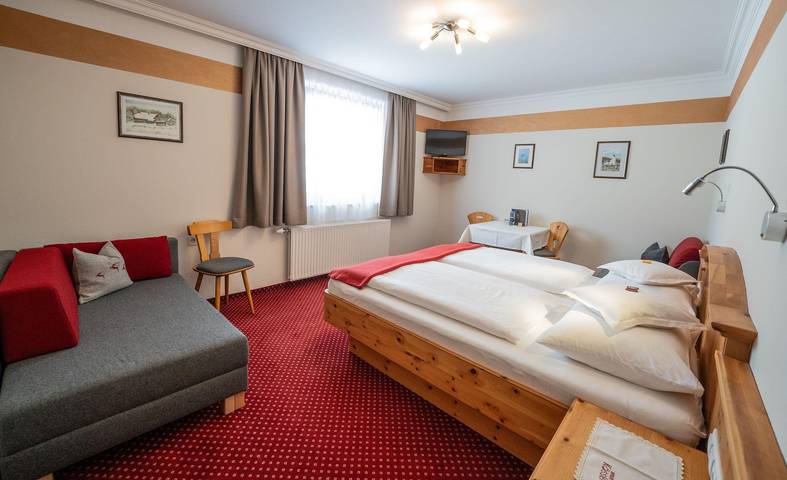 Zimmer für 3 Personen, mit Terrasse und Garten sowie Sauna - 1