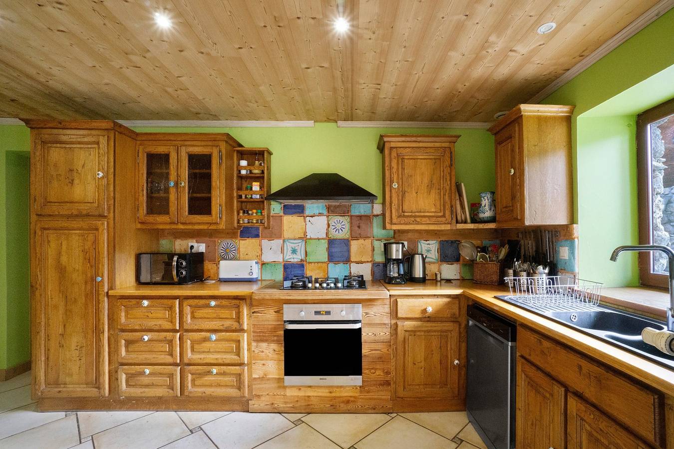 Appartement entier, Appartement "Le Duplex" avec vue sur les montagnes, terrasse privée et Wi-Fi in Albiez-Montrond, Région de Saint-Jean-de-Maurienne